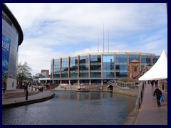 Worcester and Birmingham Canal 08 - National Indoor Arena.JPG